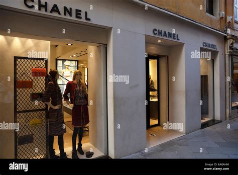 chanel venice store